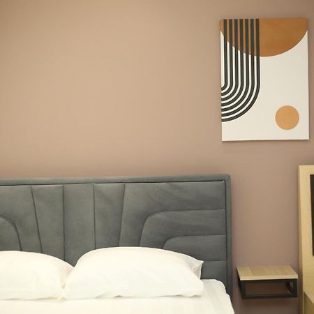 Tekb Rooms & Apartments فلورا المظهر الخارجي الصورة