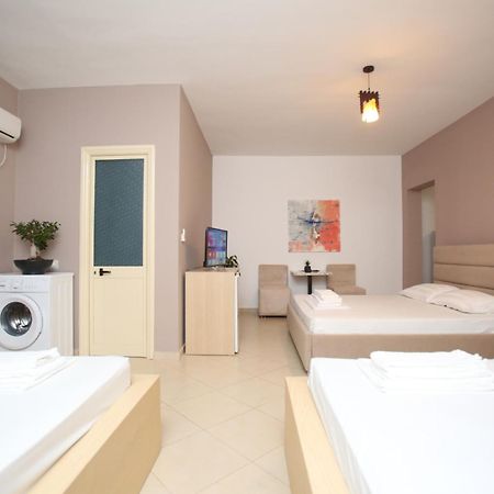 Tekb Rooms & Apartments فلورا المظهر الخارجي الصورة