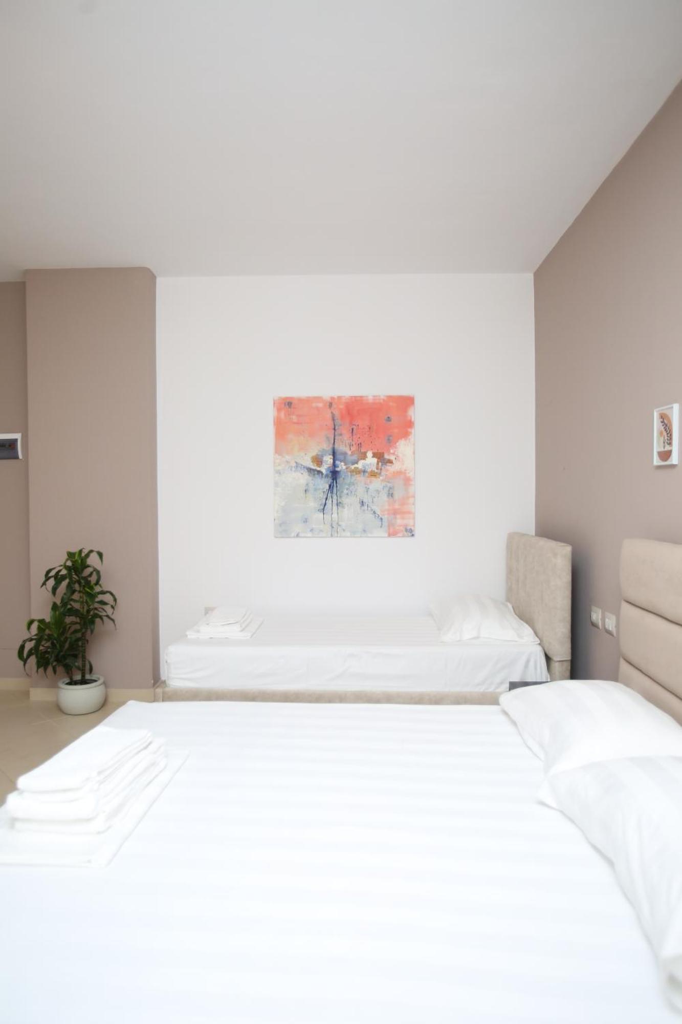 Tekb Rooms & Apartments فلورا المظهر الخارجي الصورة