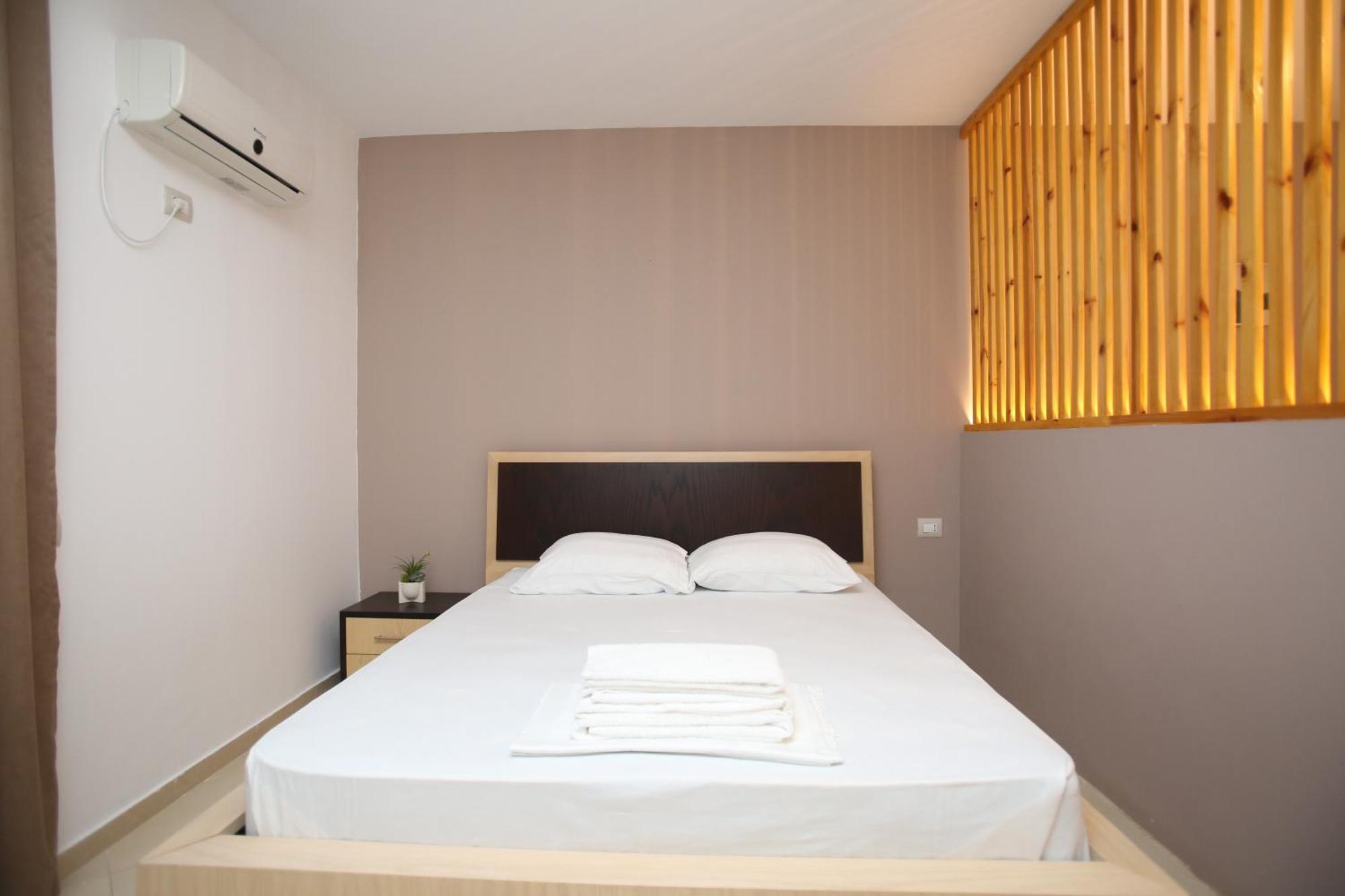 Tekb Rooms & Apartments فلورا المظهر الخارجي الصورة