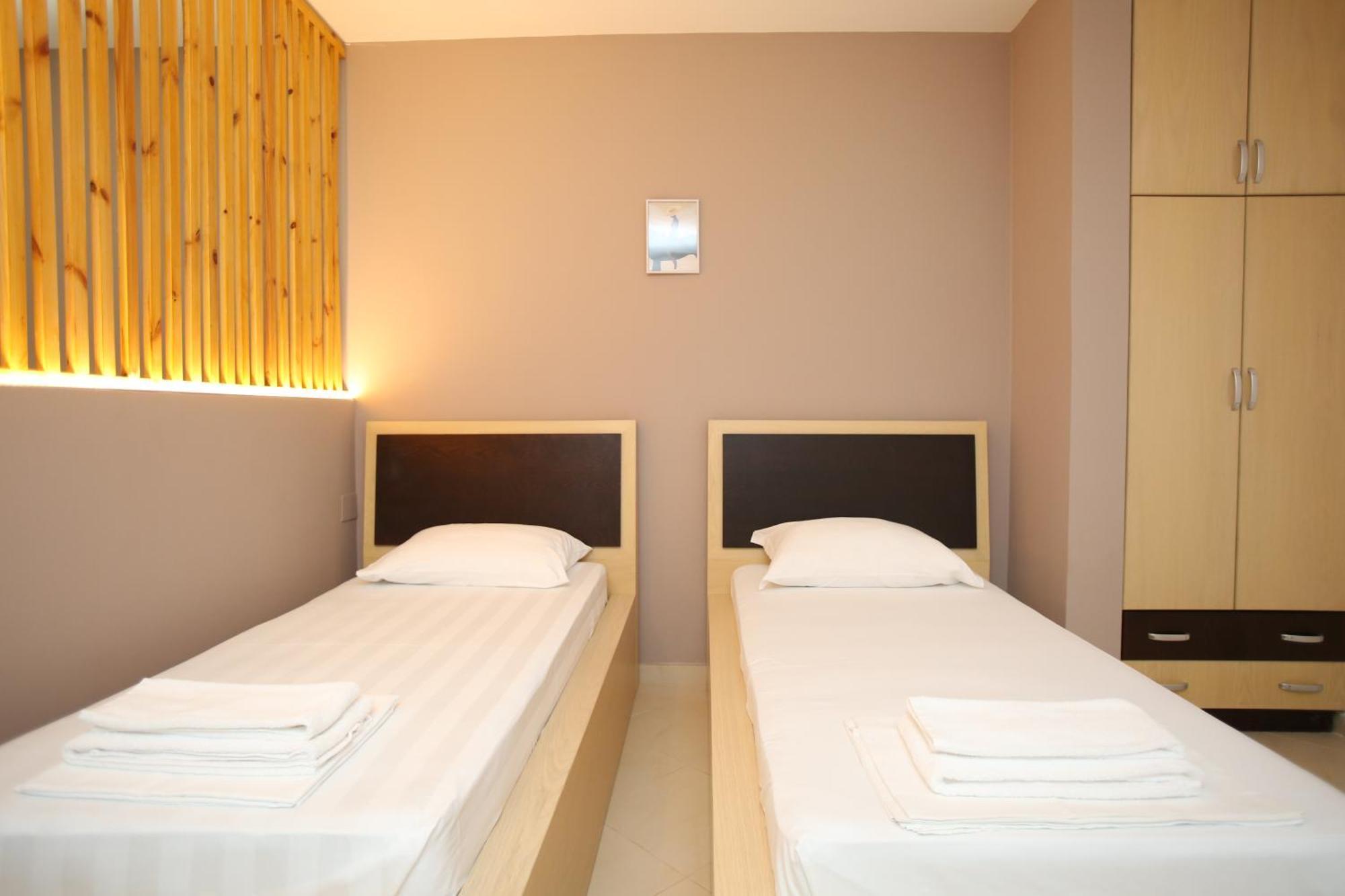 Tekb Rooms & Apartments فلورا المظهر الخارجي الصورة