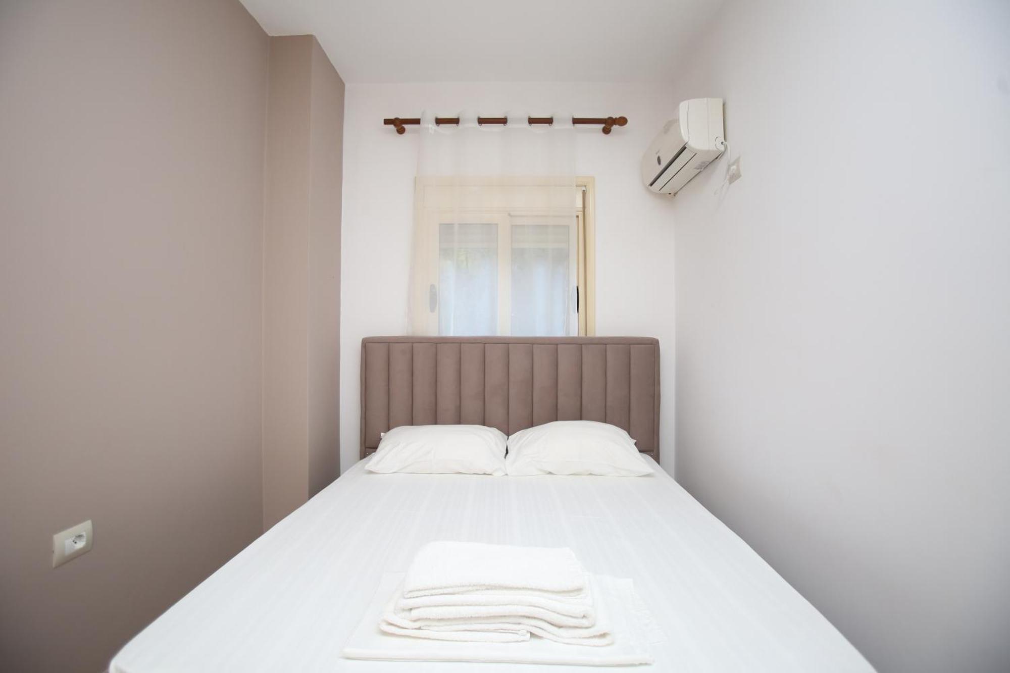 Tekb Rooms & Apartments فلورا المظهر الخارجي الصورة