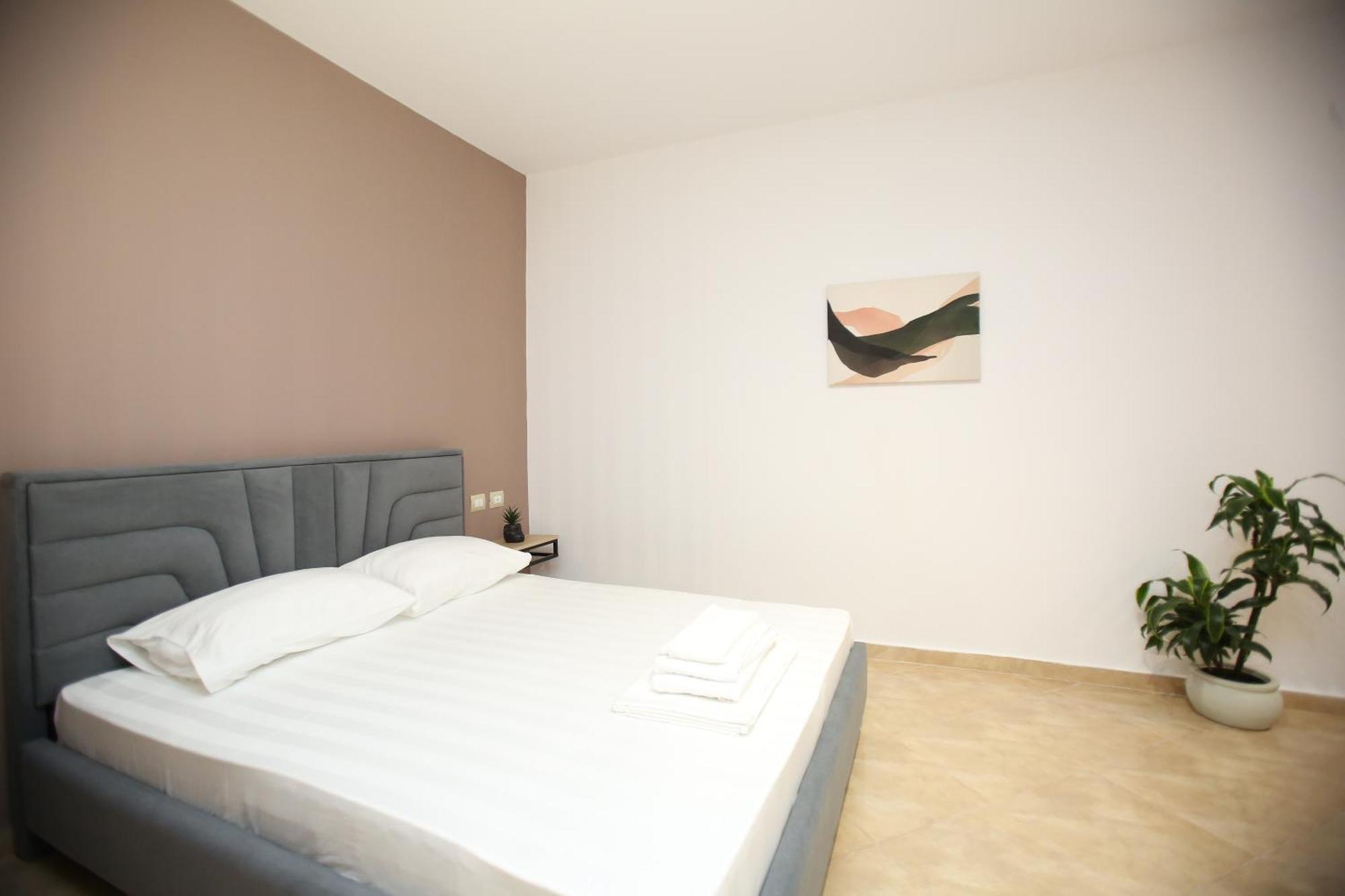Tekb Rooms & Apartments فلورا المظهر الخارجي الصورة